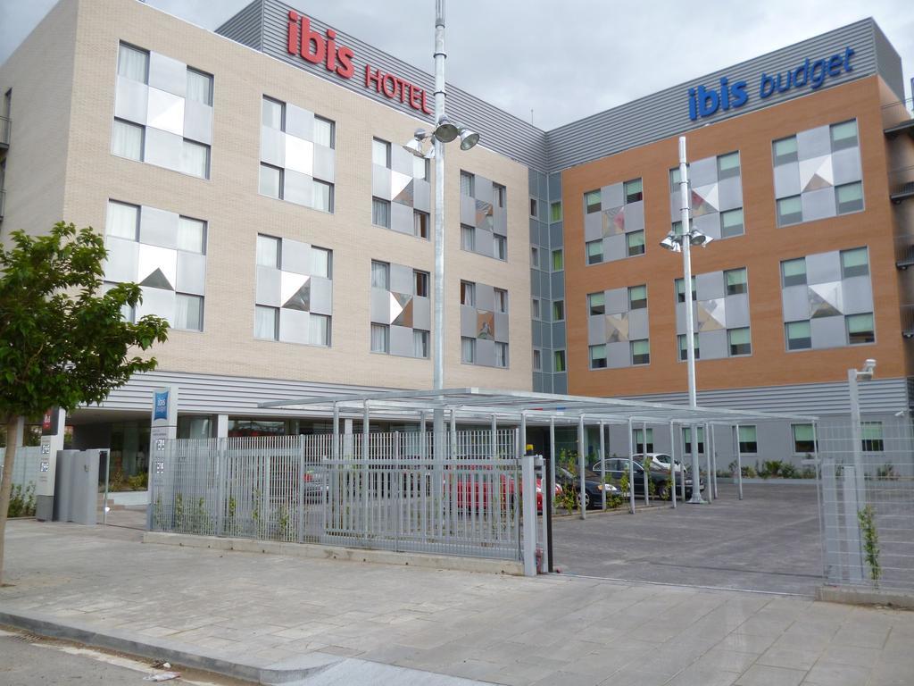 Ibis Budget Лерида Екстериор снимка