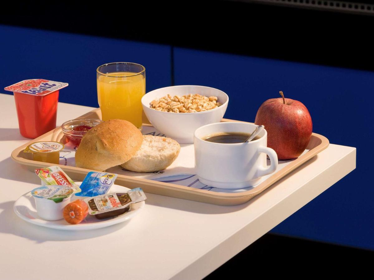 Ibis Budget Лерида Екстериор снимка